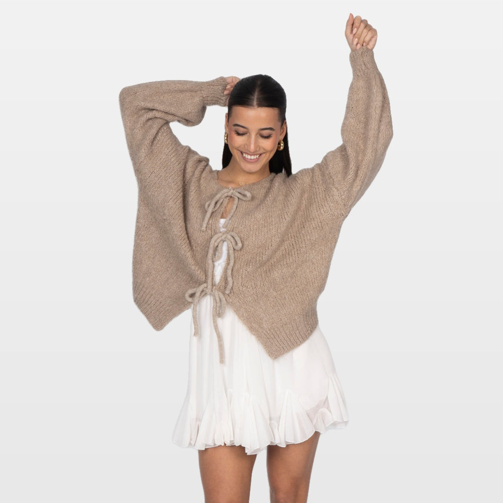 Bettina | Cárdigan oversize con lazos